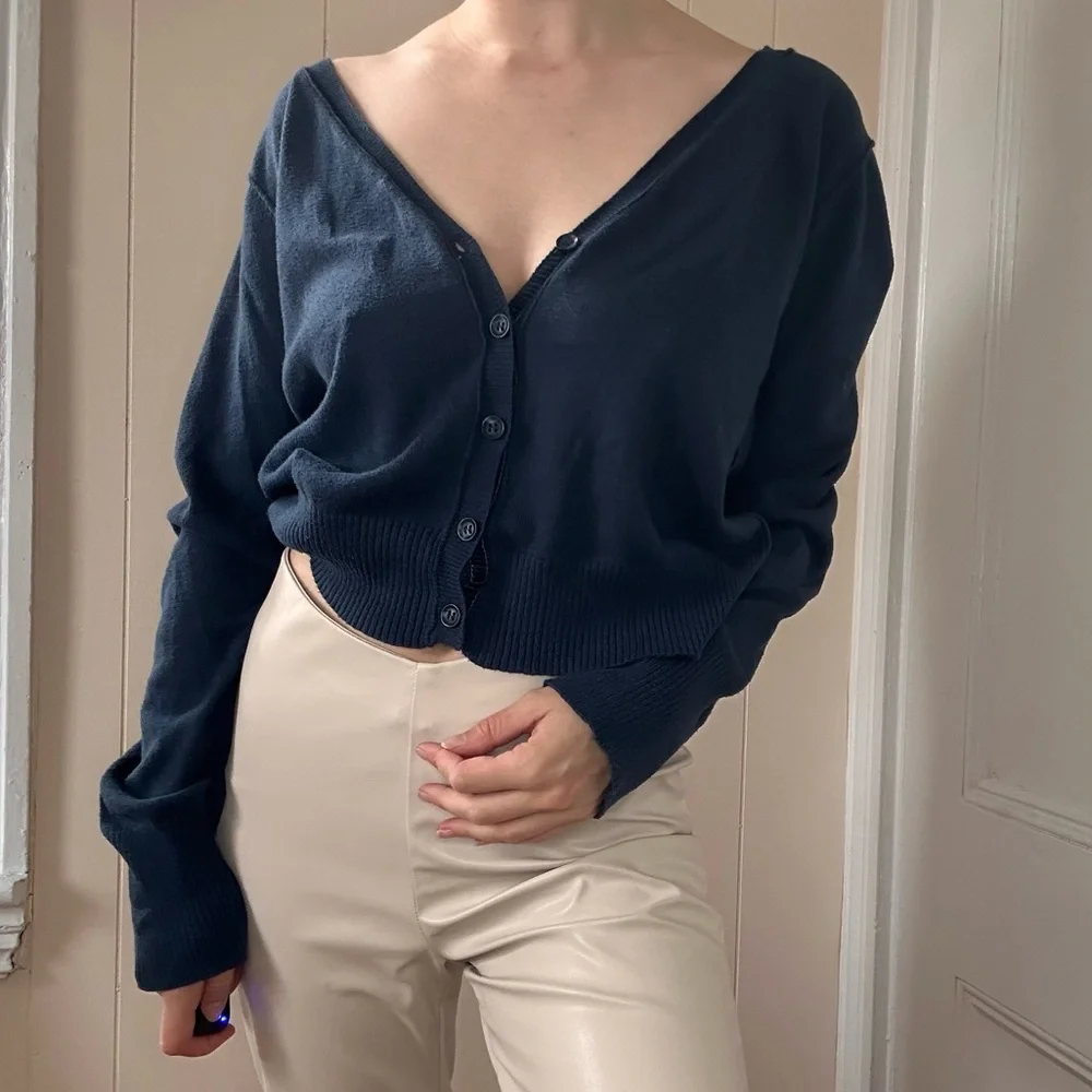 Y2K Aeropostale Navy Blue Cardigan - Picture 3 of 11